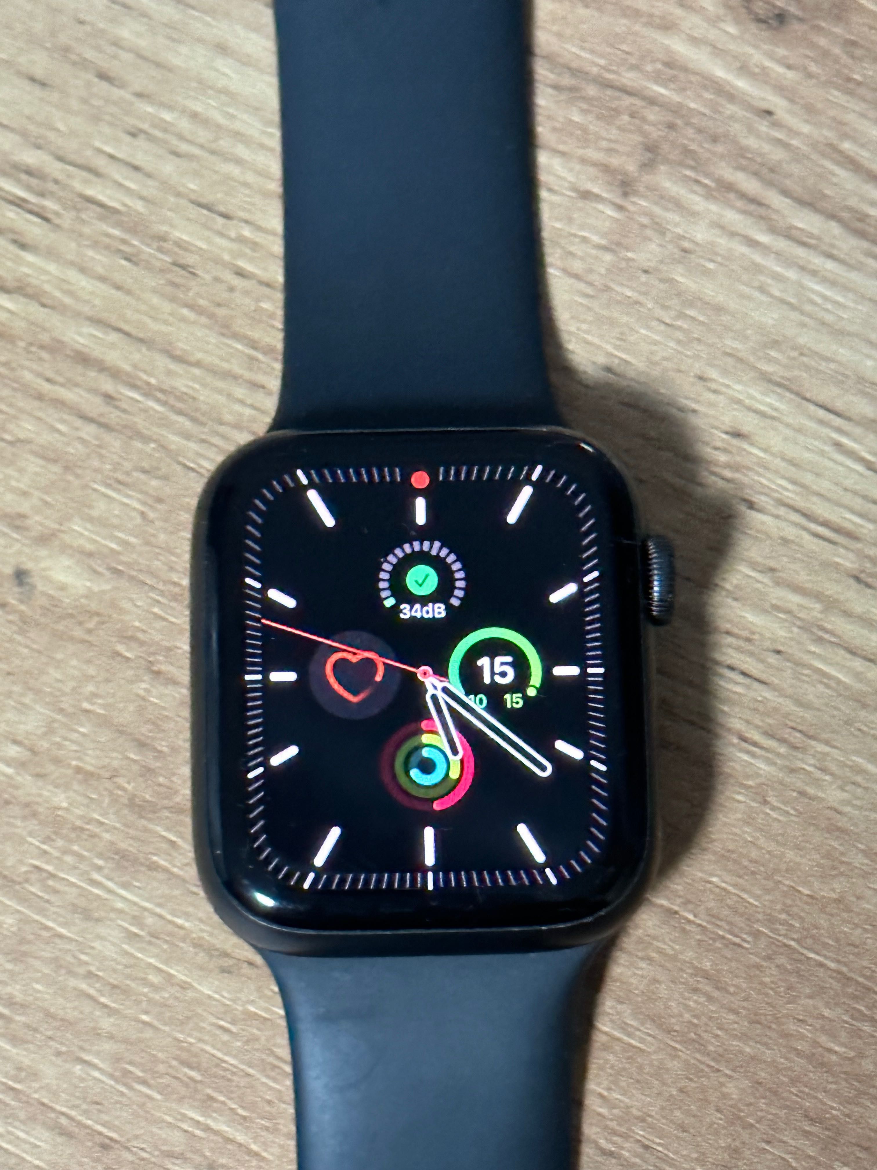 Apple Watch SE 44M