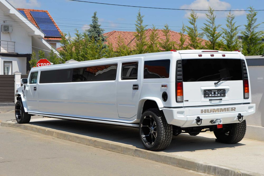 HUMMER H2 - limuzina nunti evenimente 22 locuri, 11 metri lungime