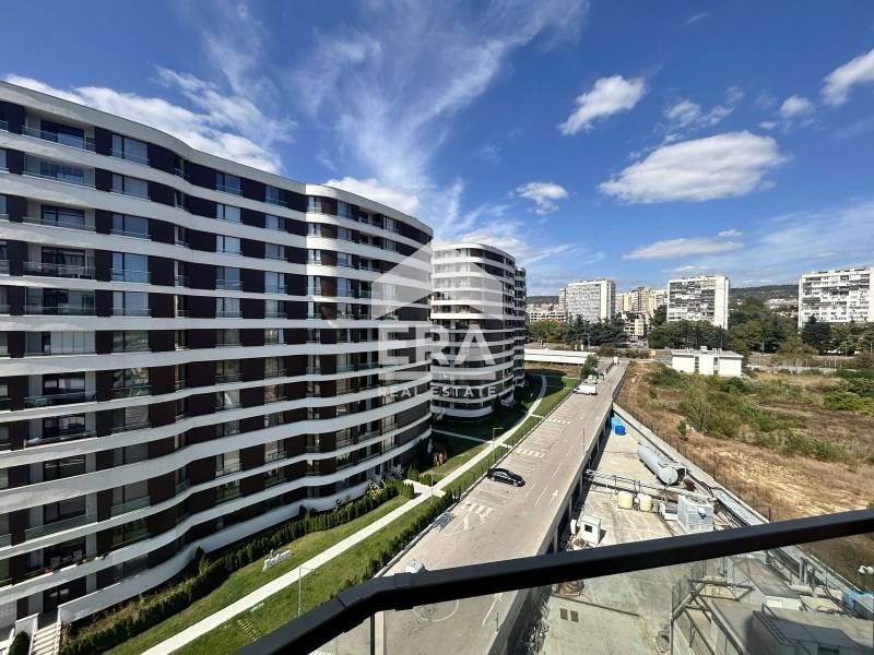 ЕКСКЛУЗИВНО! ЕРА Вива продава двустаен апартамент с Акт 16 и панорамна