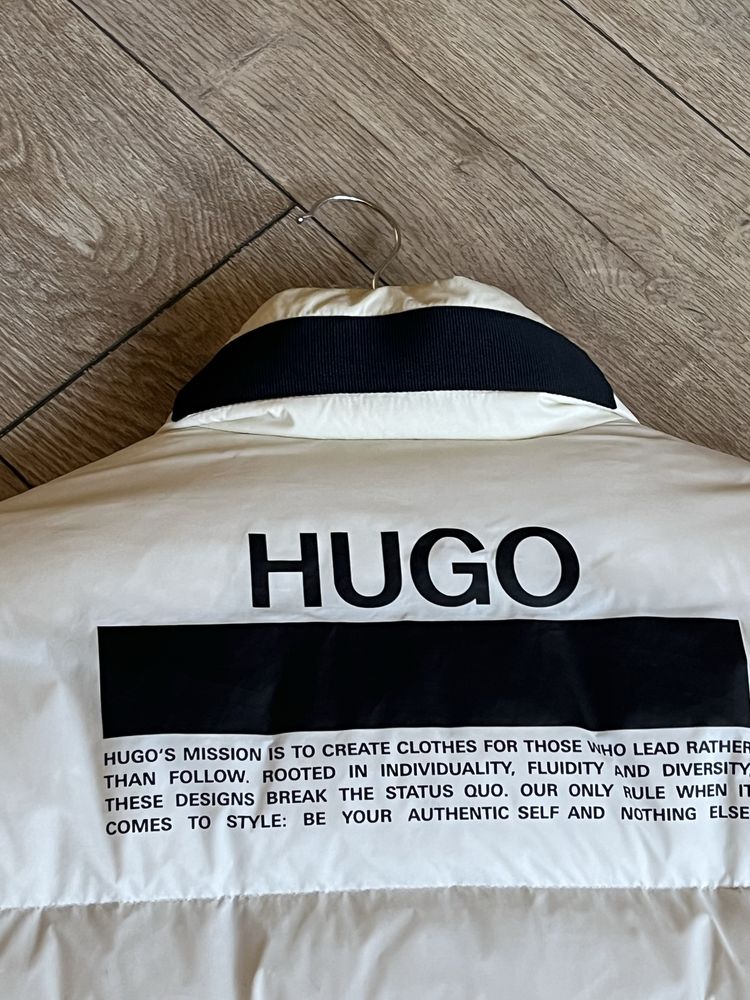 HUGO Hugo Boss : Зимно яке с пух размер Л / Оригинал