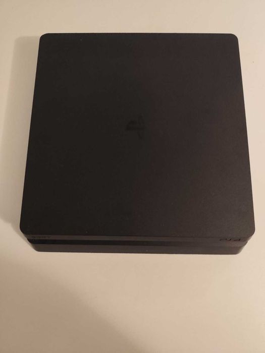 Playstation 4 Slim 1 TB КАТО НОВ !!!