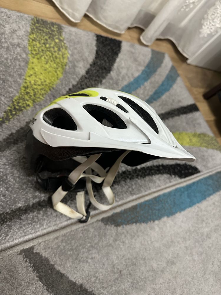 Vând cască MTB Cytec