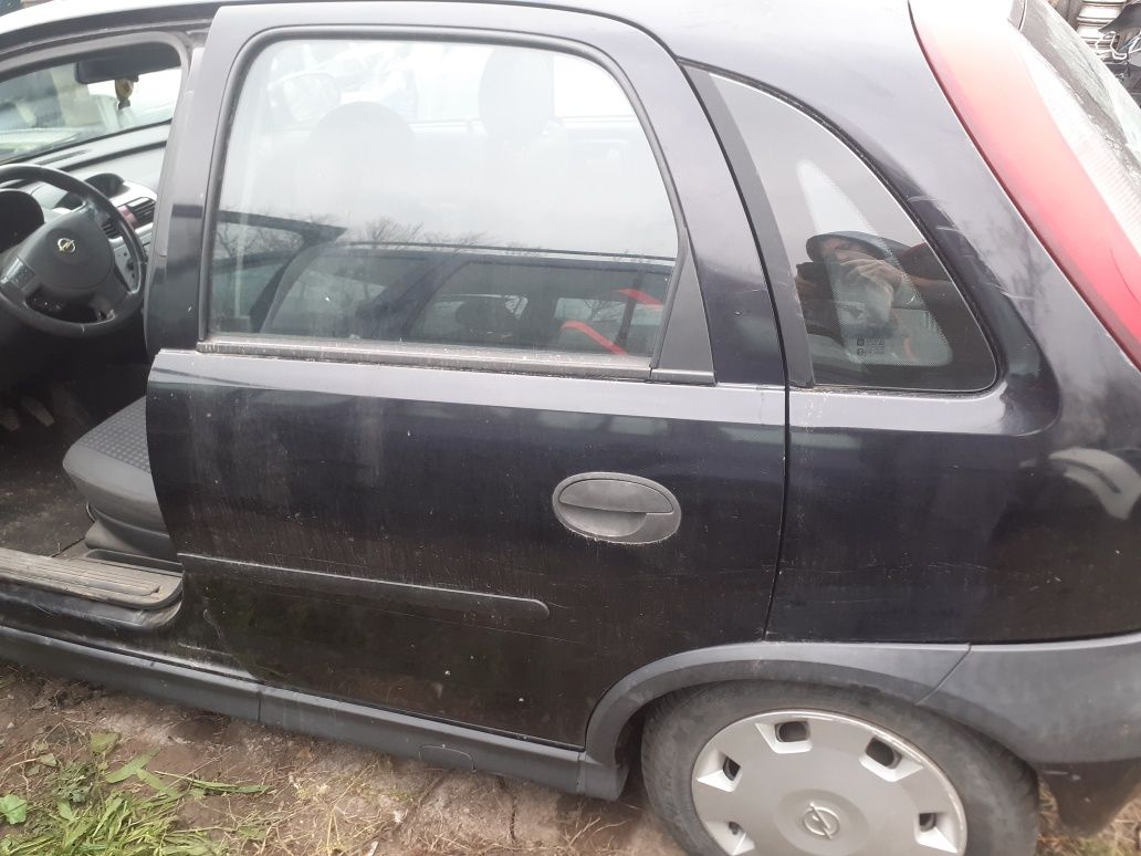 Usa stanga spate Opel Corsa C an 2003