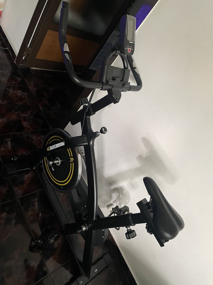 Bicicleta statica fitness