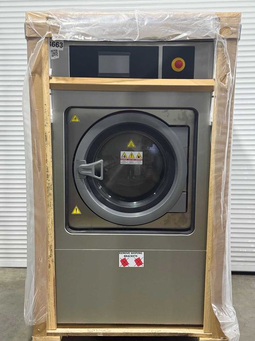 НОВА професионална перална / пералня - 28 кг