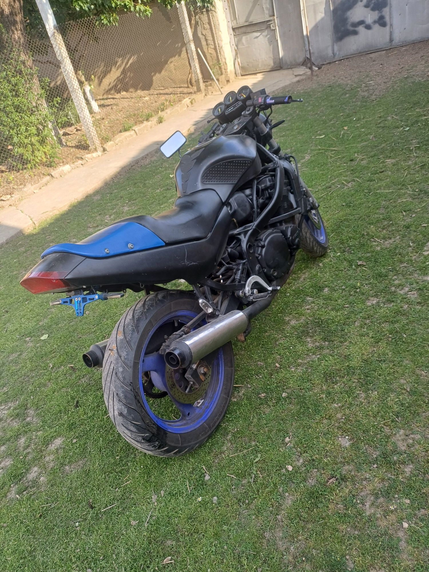 Suzuki Katana GSX600F