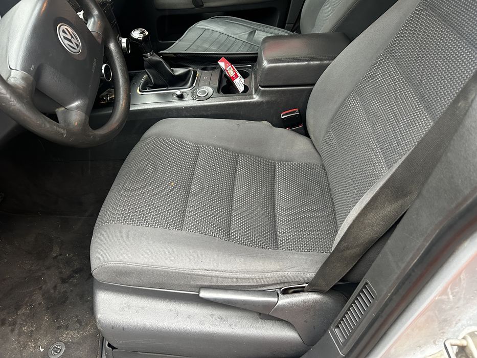 Vand sau schimb cu 8+1