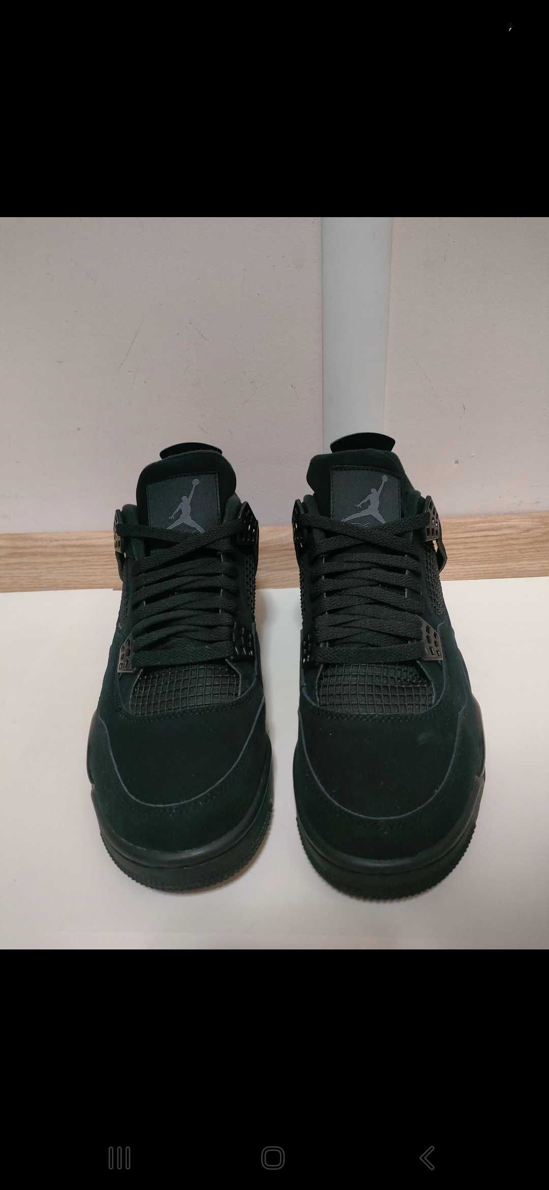 Jordan 4 Black Cat