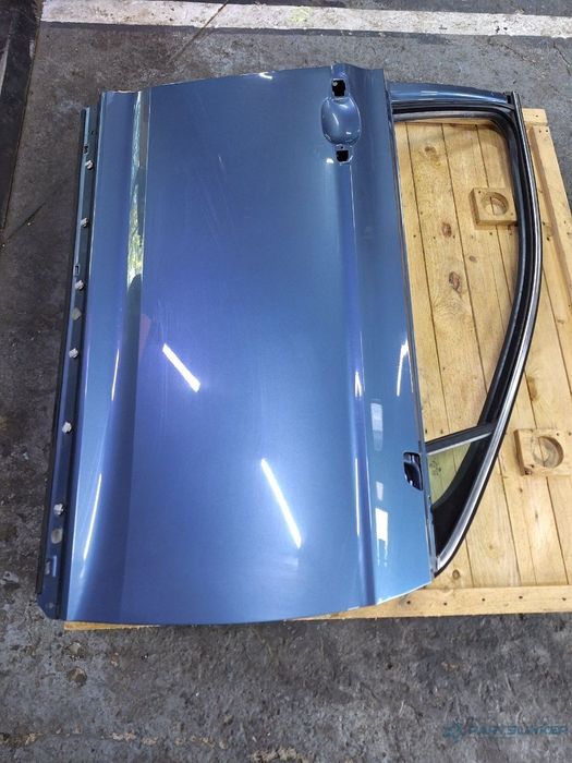 Usa dreapta fata VOLKSWAGEN PASSAT B8 2014 - 2023  albastru LB5J