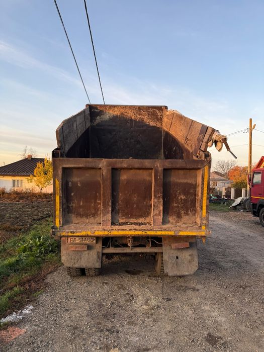 Vând basculanta cu 3 axe și camion MAN basculabil