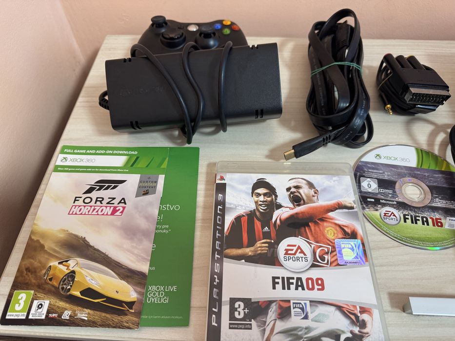 XBOX 360 500GB с две игри