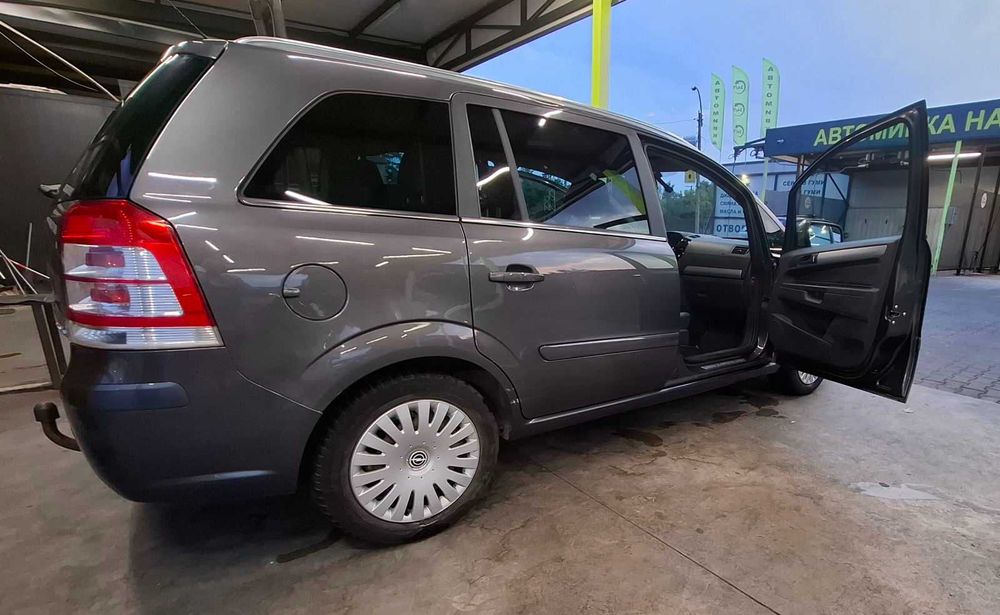 Opel Zafira 1,7 CDTI, 100 Hp