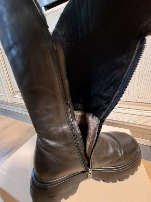 Продам обувь зимние