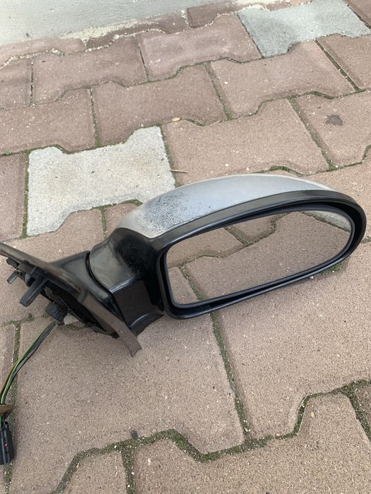Ел.Огледало дясно форд фокус ford focus
