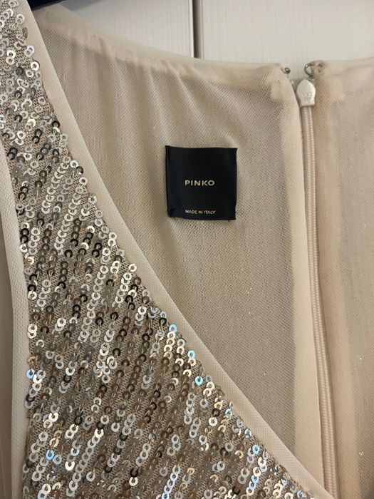 Нова бляскава златиста рокля на Pinko с пайети