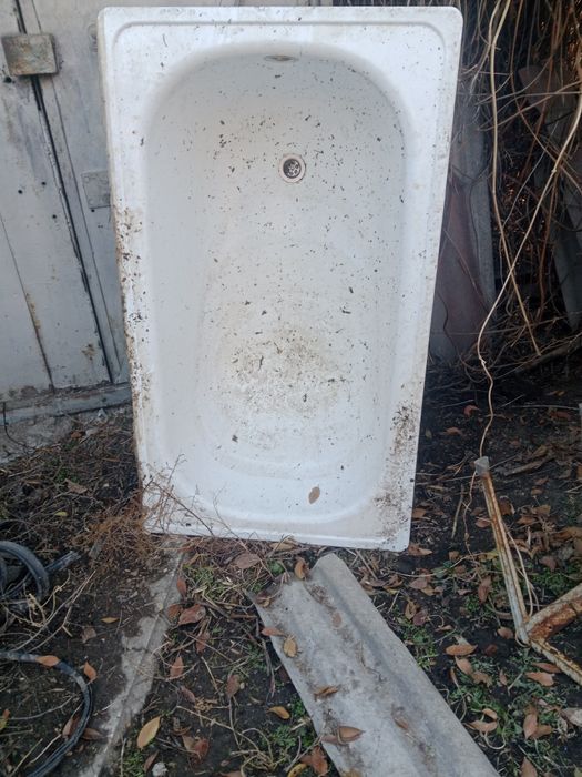 Ванная железная хорошее состояние