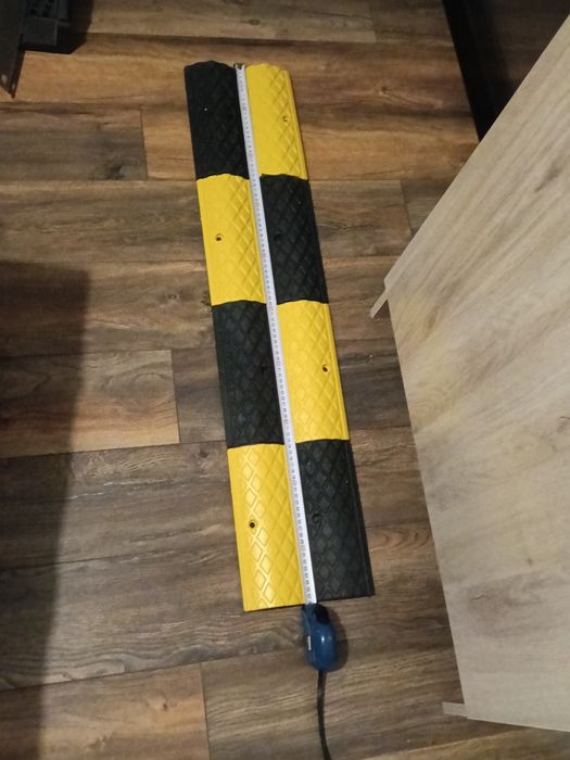 Кабель пандус, чехлы, пороги для защиты кабеля