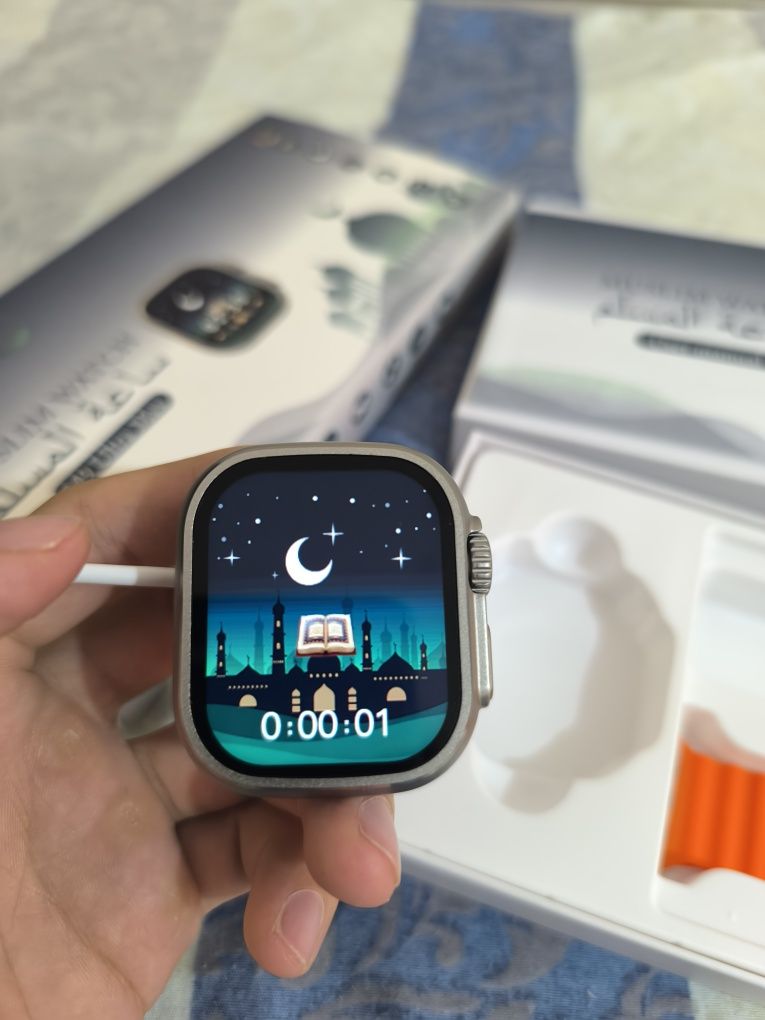 Muslim Watch M9 , 5 vaqt namozni eslatib turadi