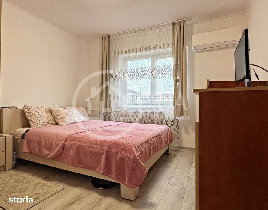 Apartament cu 3 camere de vanzare Str. Banatului Zona  Velenta, Oradea