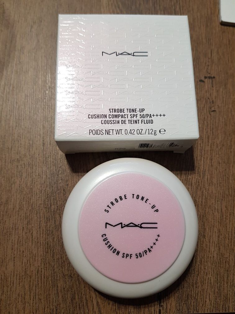 MAC crema fond de ten strobe cushion SPF50