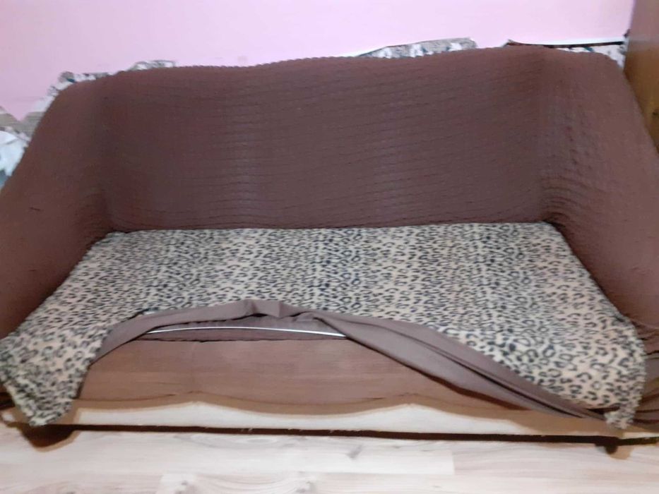 Продава се гарнитура