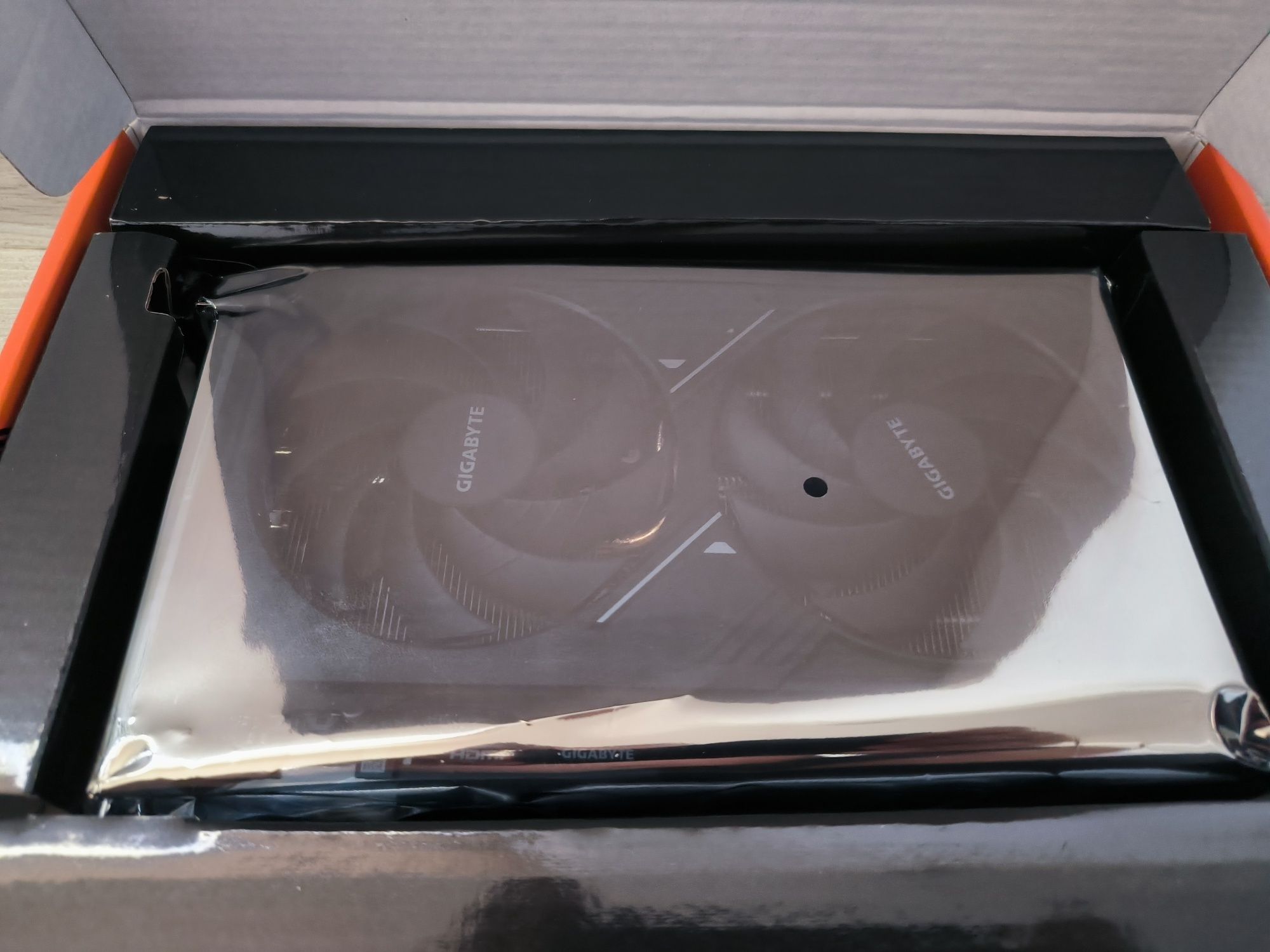 Gigabyte rtx 5060ti 16gb placa video nou sigilata