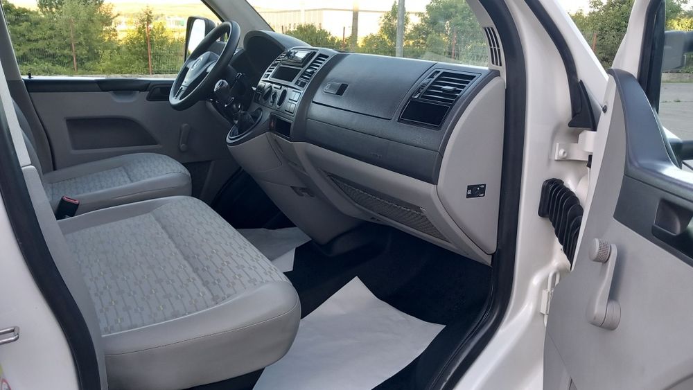 Vw  T5 doka 2.0tdi ,140 cp ,2011