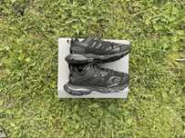 Balenciaga track black led