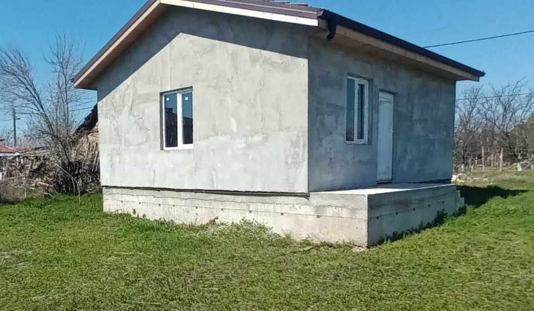 Продава се Къща в с. Белозем, Област Пловдив - 58 кв.м за 660 €/кв.м - Снимка #2