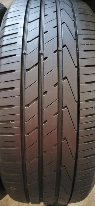 2 anvelope 235 55 18 hankook 6 mm