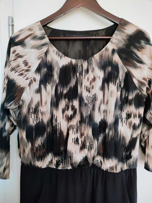 Чисто нови маркови рокли размер L