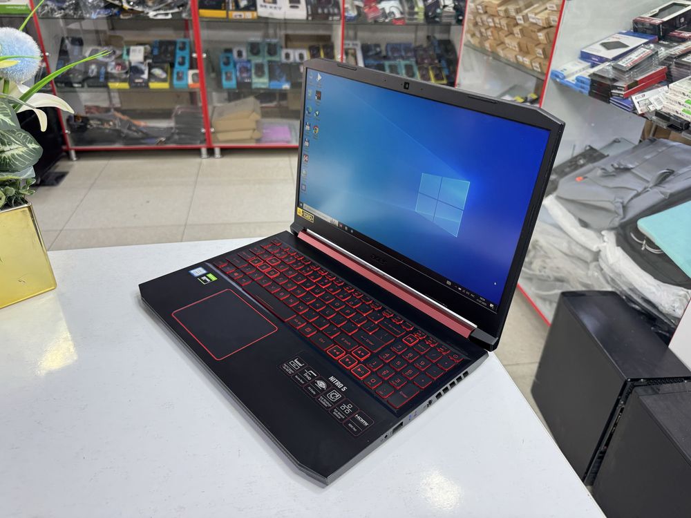 acer nitro i5 ideal holatda GTX 1050 vga IT grafika va oyinlar uchun