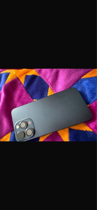 Продам 15 про макс 256