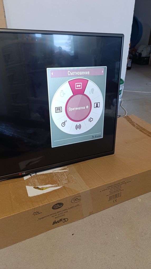 Телевизор LG full HD 3D