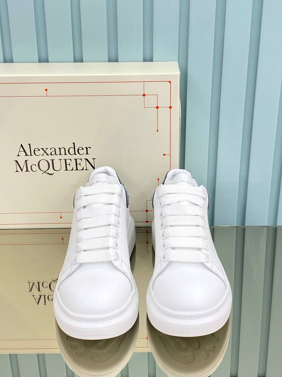 Adidaşi Alexander McQueen 36-40