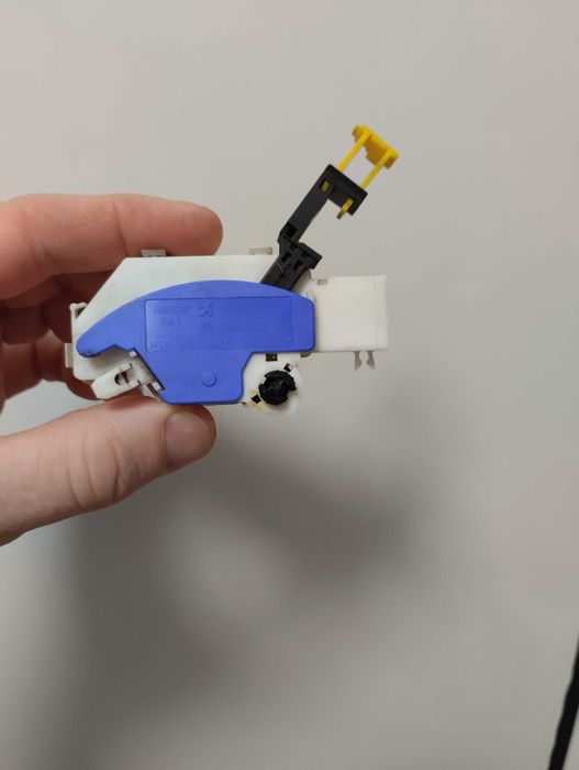 Сензор за педала на съединителя Пежо/Ситроен Оригинал