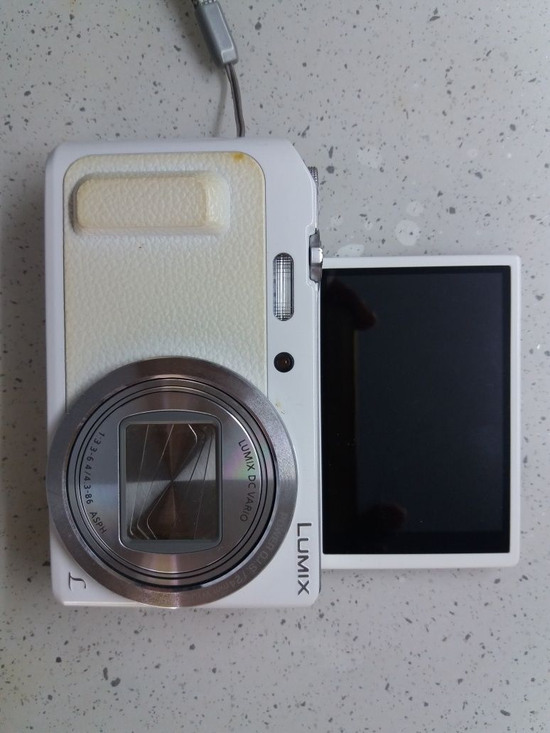 Фотоаппарат цифровой японский Panasonic Lumix навороченный