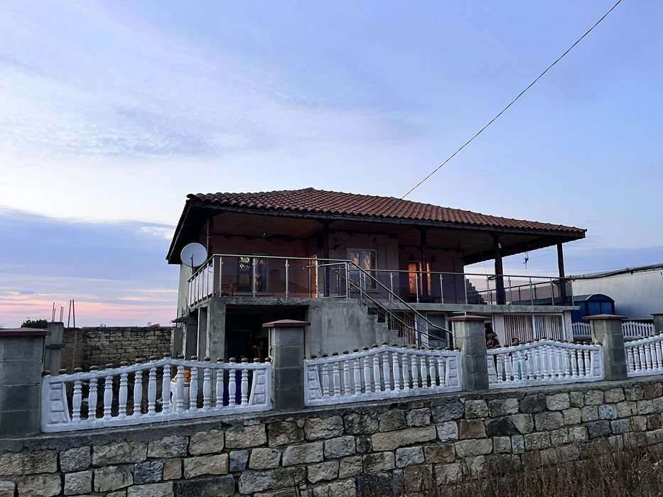 Къща с голям двор – с. Есеница, Варна