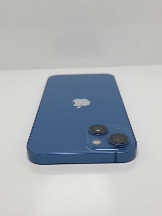 iPhone 13 256GB Blue