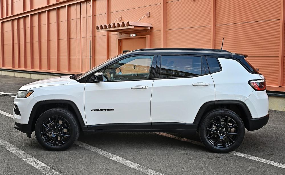 Jeep Compass echipare Latitude Lux 15.200 km