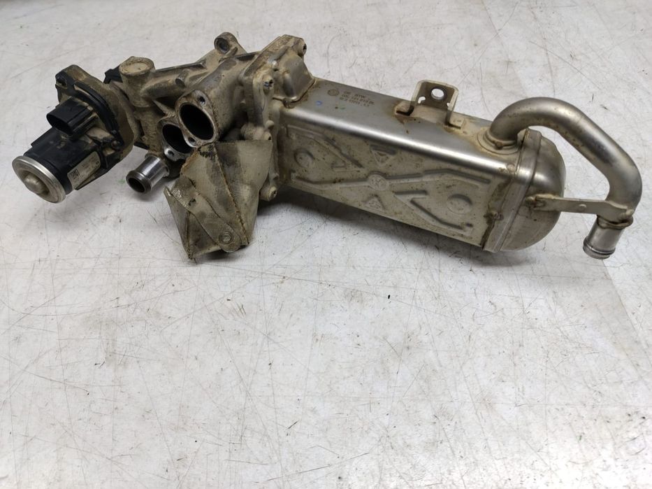 Racitor gaze egr 2.0 tdi CFF CFH CFG 03l131512bl Volkswagen VW Golf 6