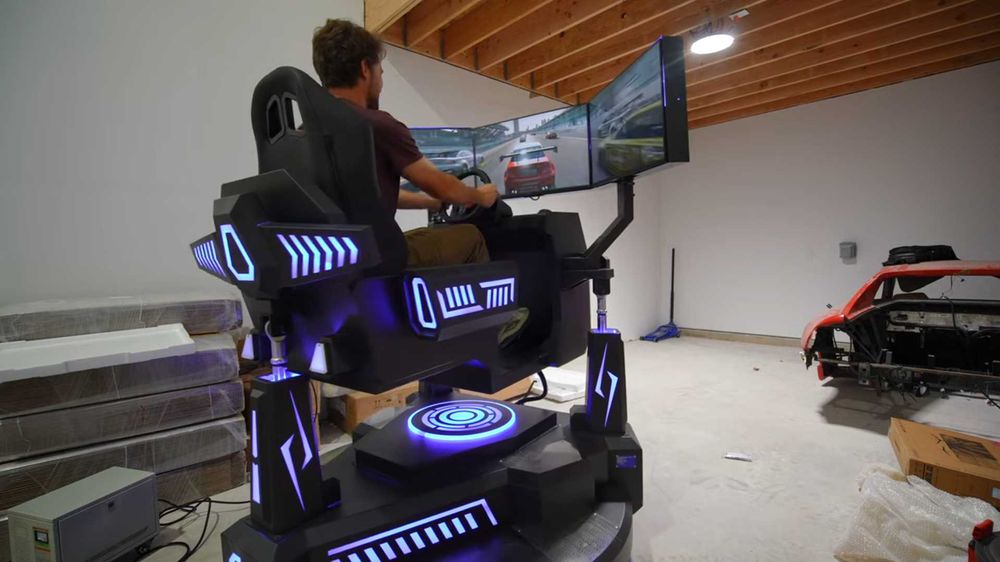 Вътрешен 3-екранен 6-DOF 9D състезателен автомобилен симулатор