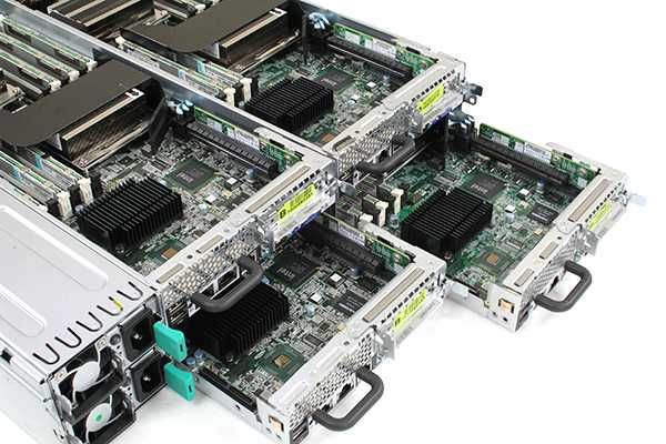 Сервер Dell PowerEdge C6100 4 процесора Intel Xeon Quad-Core озу- 32GB