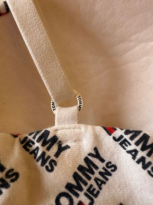 Дамско спортно бюстие/сутиен Tommy