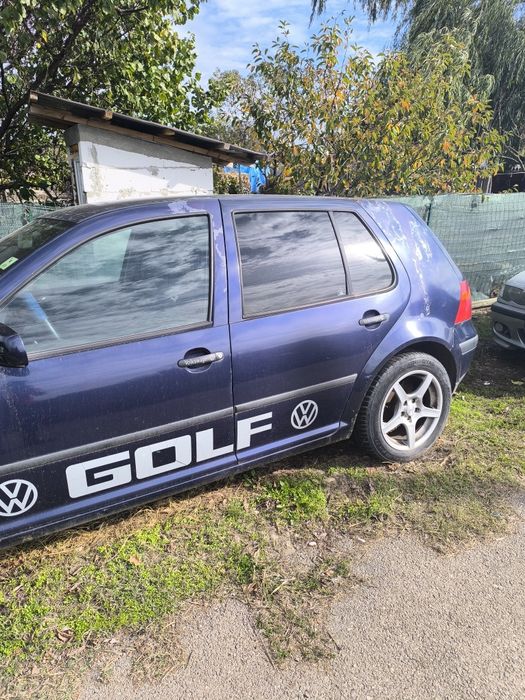 Vând golf 4 1.6 sr