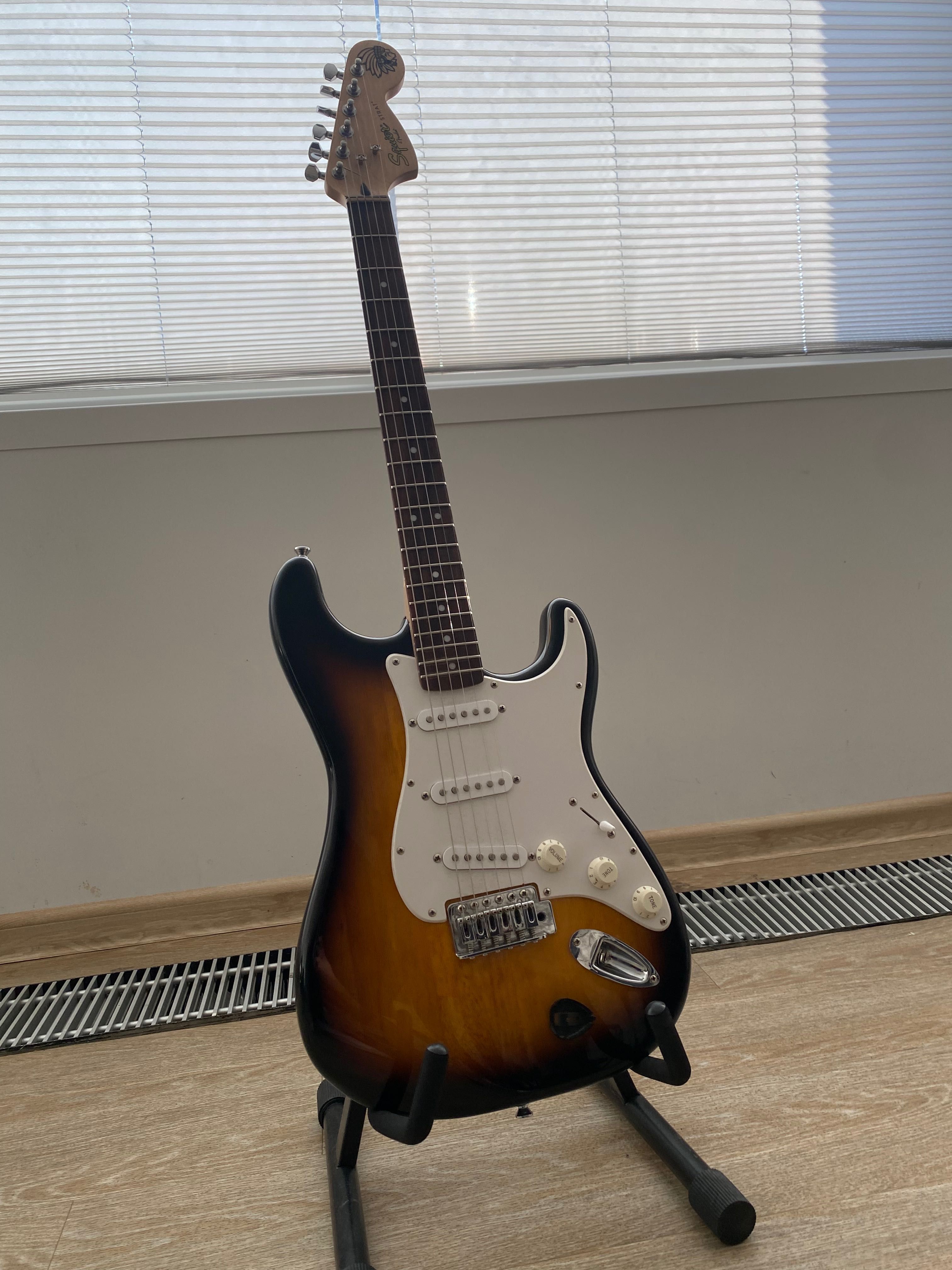 Squeir affinity Stratocaster