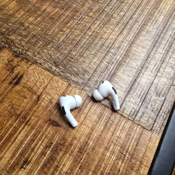 Casti airpods pro 2 fara carcasa