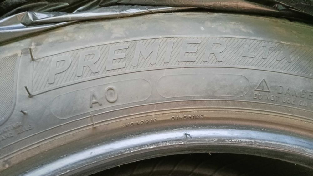 Всесезонни гуми Michelin Premier LTX 235/55/19 101H DOT2622