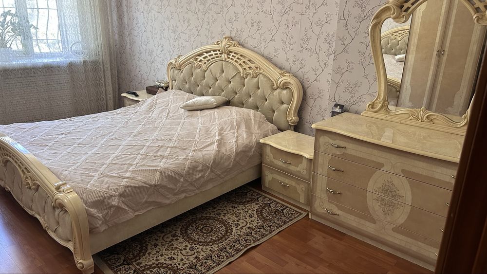 Спальный гарнитур из Калининграда.