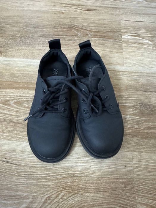 Продается обувь детская 30й размер!